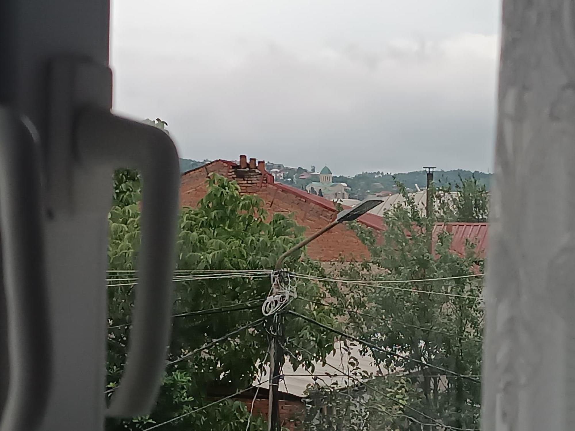 Hotel Light House Kutaisi Zewnętrze zdjęcie