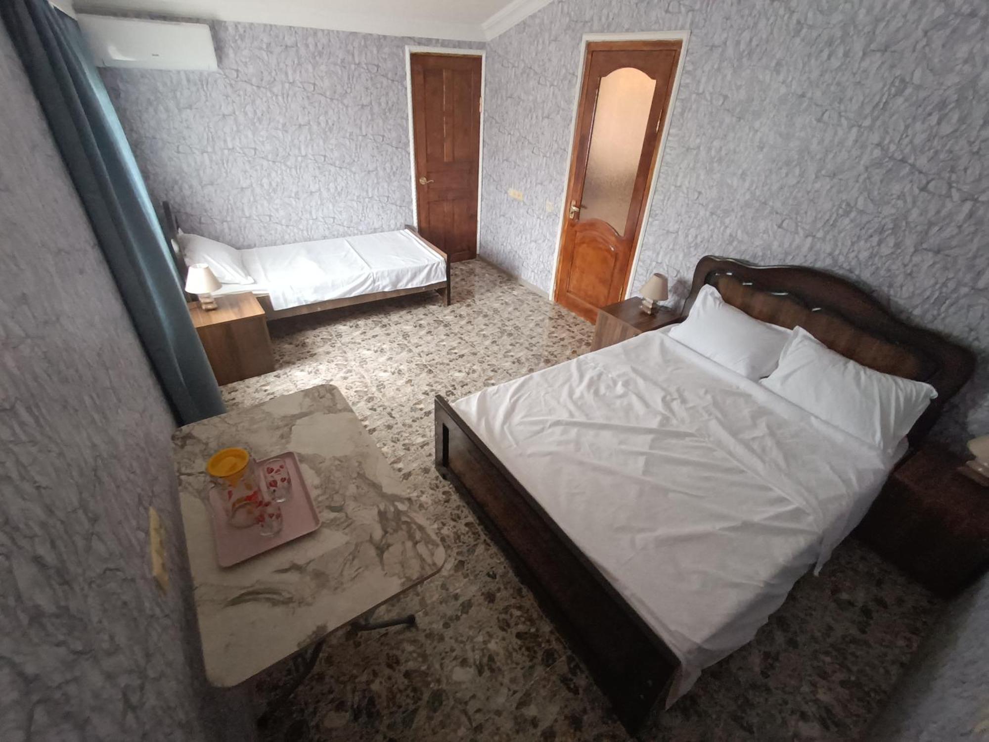 Hotel Light House Kutaisi Zewnętrze zdjęcie