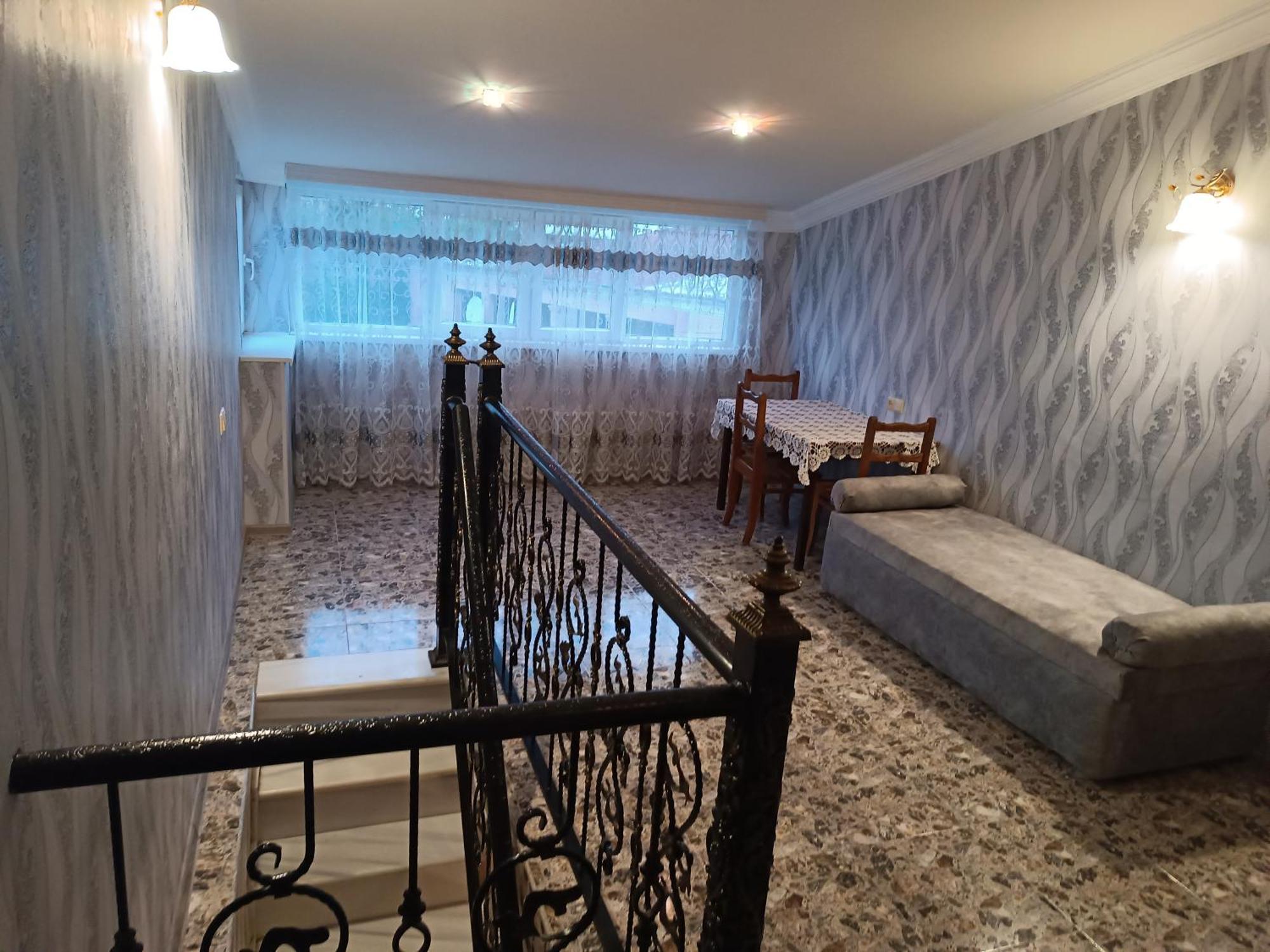 Hotel Light House Kutaisi Zewnętrze zdjęcie